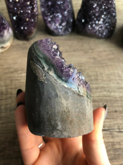 Pictured is an Uruguayan amethyst cut base.